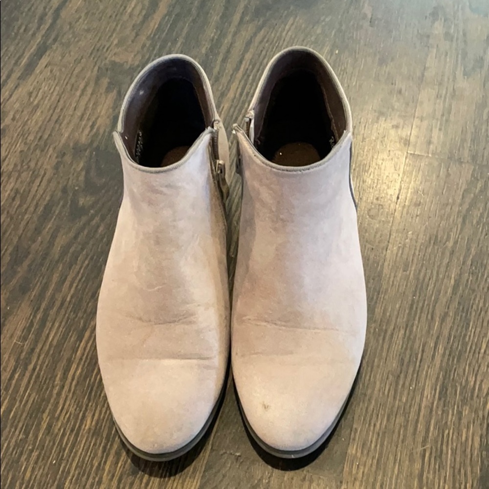 Reneeze booties 7.5 taupe like color